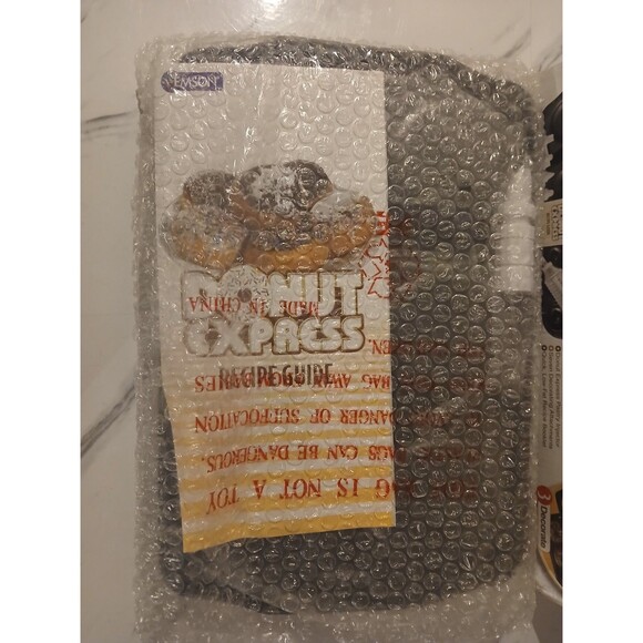 As Seen on Tv Donut Express Doughnut New Cooking School Children Average Box - Picture 2 of 3